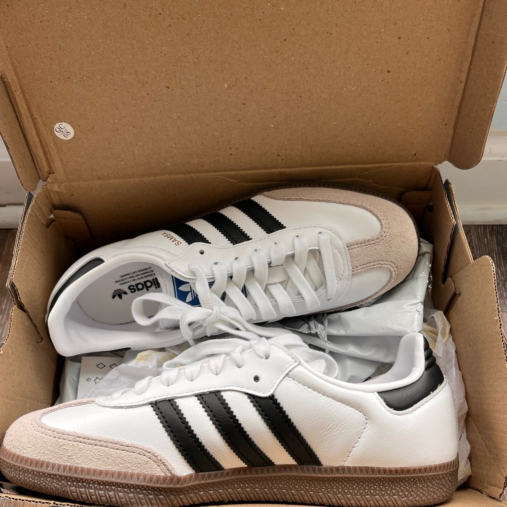 Adidas Samba OG Women’s NWT, Size 7 - Picture 13 of 15